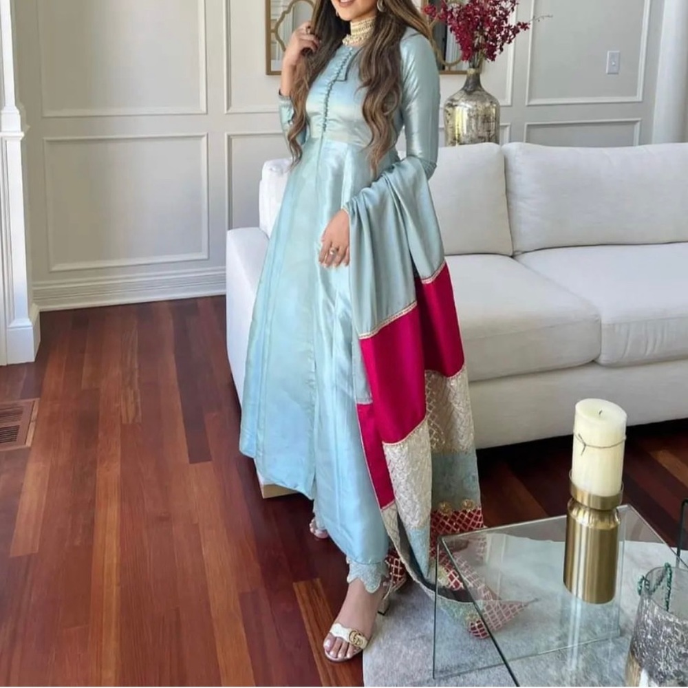 Meerab Shahid pakistani salwar kameez